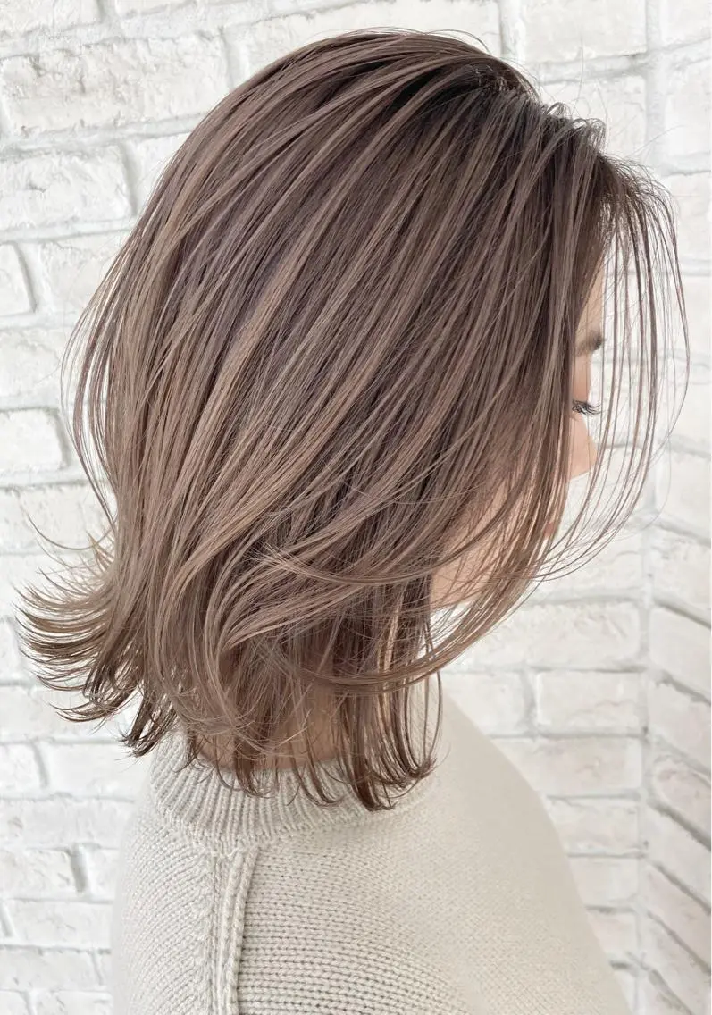 ヘアアレンジ あやか 白髪ぼかしハイライトのヘアスタイル