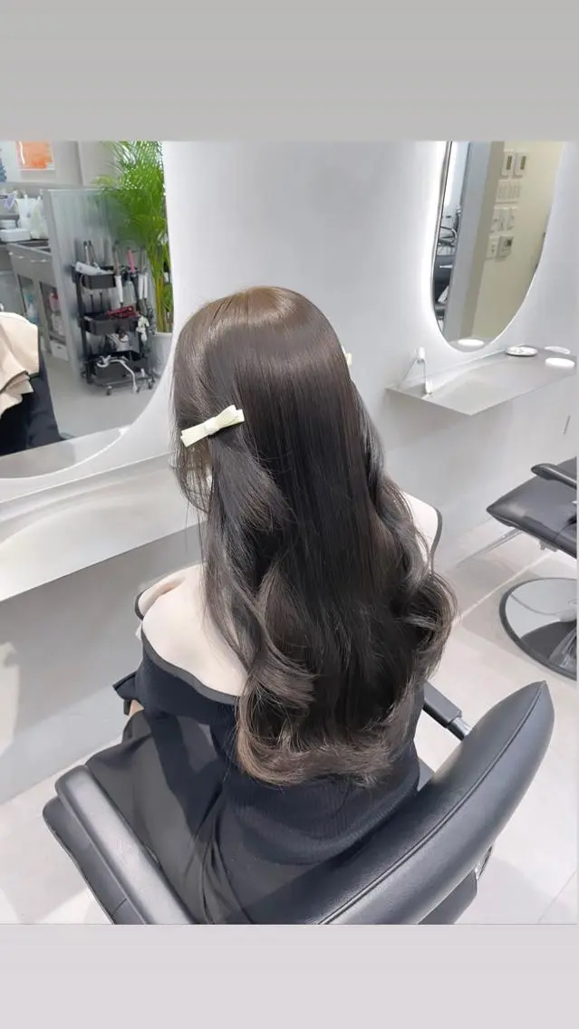 ロング アッシュ チョコレートブラウン ピンクブラウン 顔まわりレイヤー 学生 当日予約大歓迎💕/ Chisatoのその他イメージ