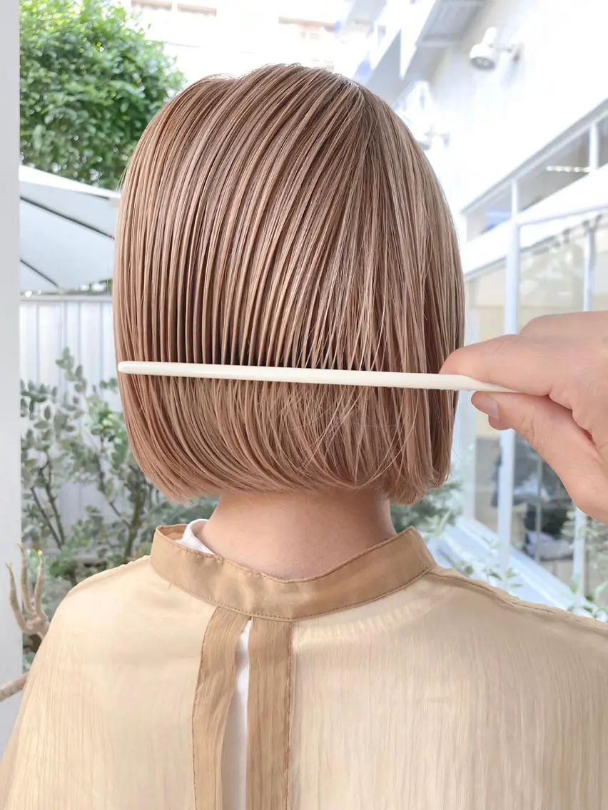 ショート カラー ヘアカラー ブリーチカラーが人気 onnuのヘアスタイル
