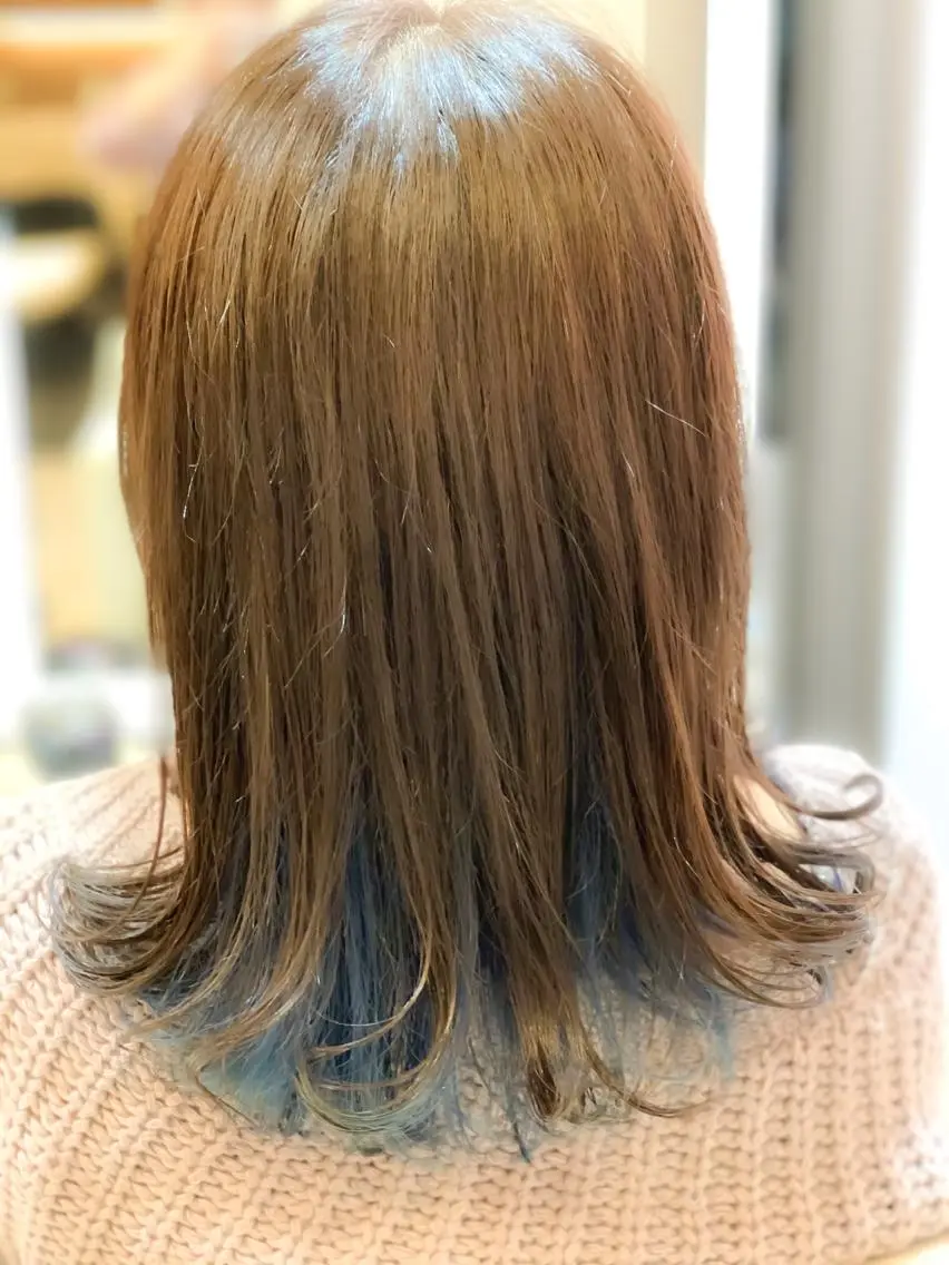 ミディアム カラー ブリーチ 大間 礼真のヘアスタイル