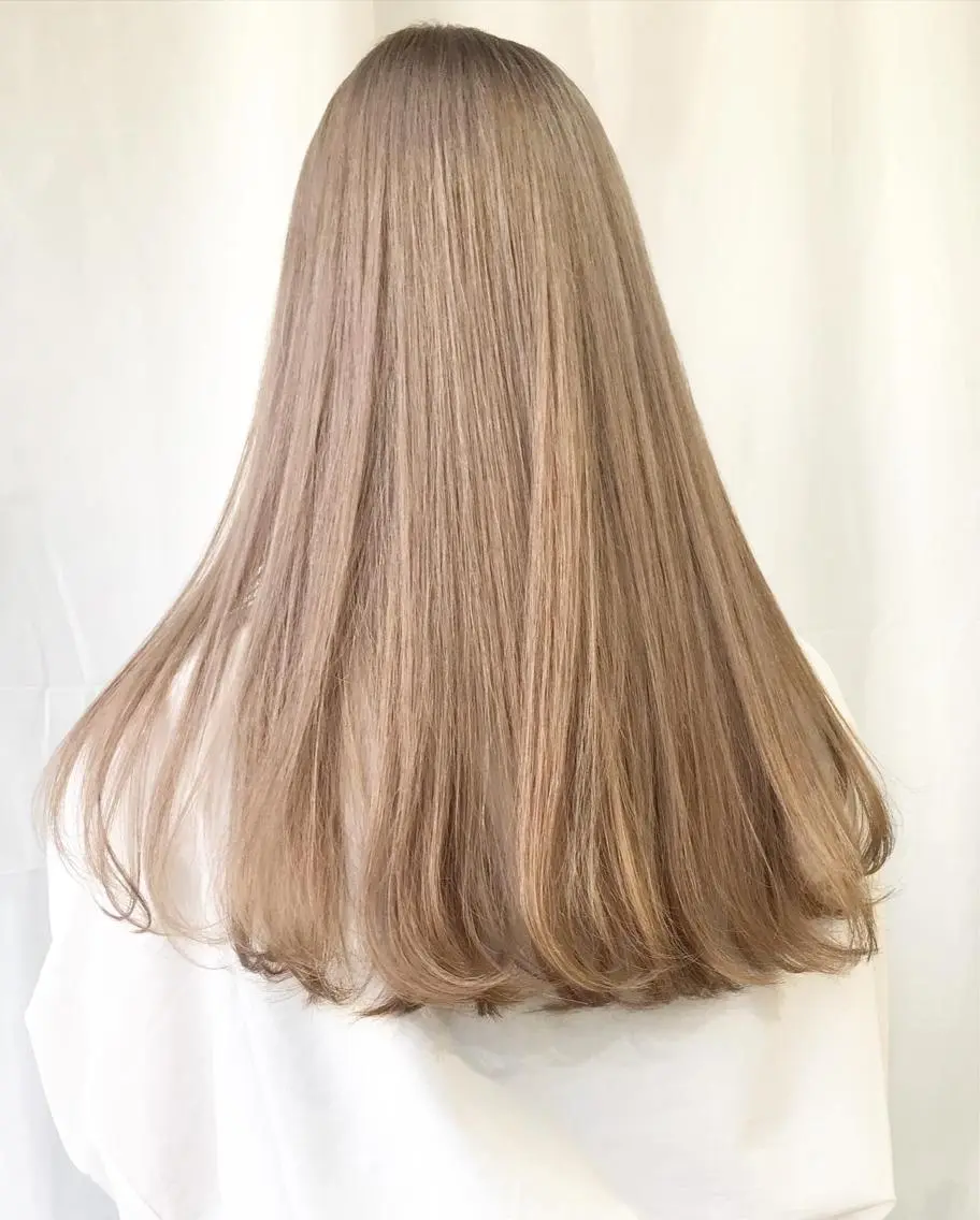 ミディアム カラー ヘアカラー suvvy hairsalonのヘアスタイル