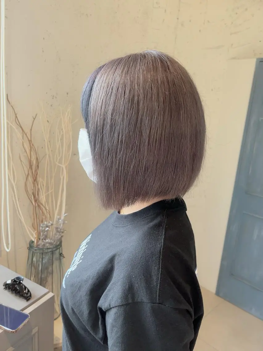 ショート カラー 透明感ハイトーン🦄 キラ🌈のヘアスタイル