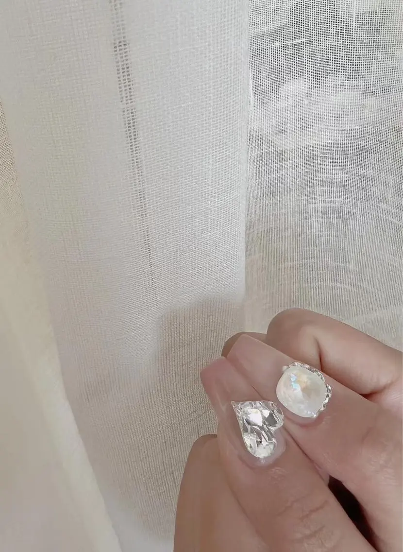 セミロング めぐみのネイルサロン スタッフ練習のネイルデザイン