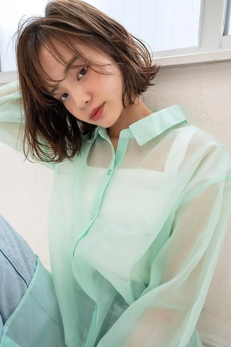 ショート カラー 切りっぱなしボブ ボブ レイヤーカット シースルーバング ANGELICA JR和歌山店のヘアスタイル