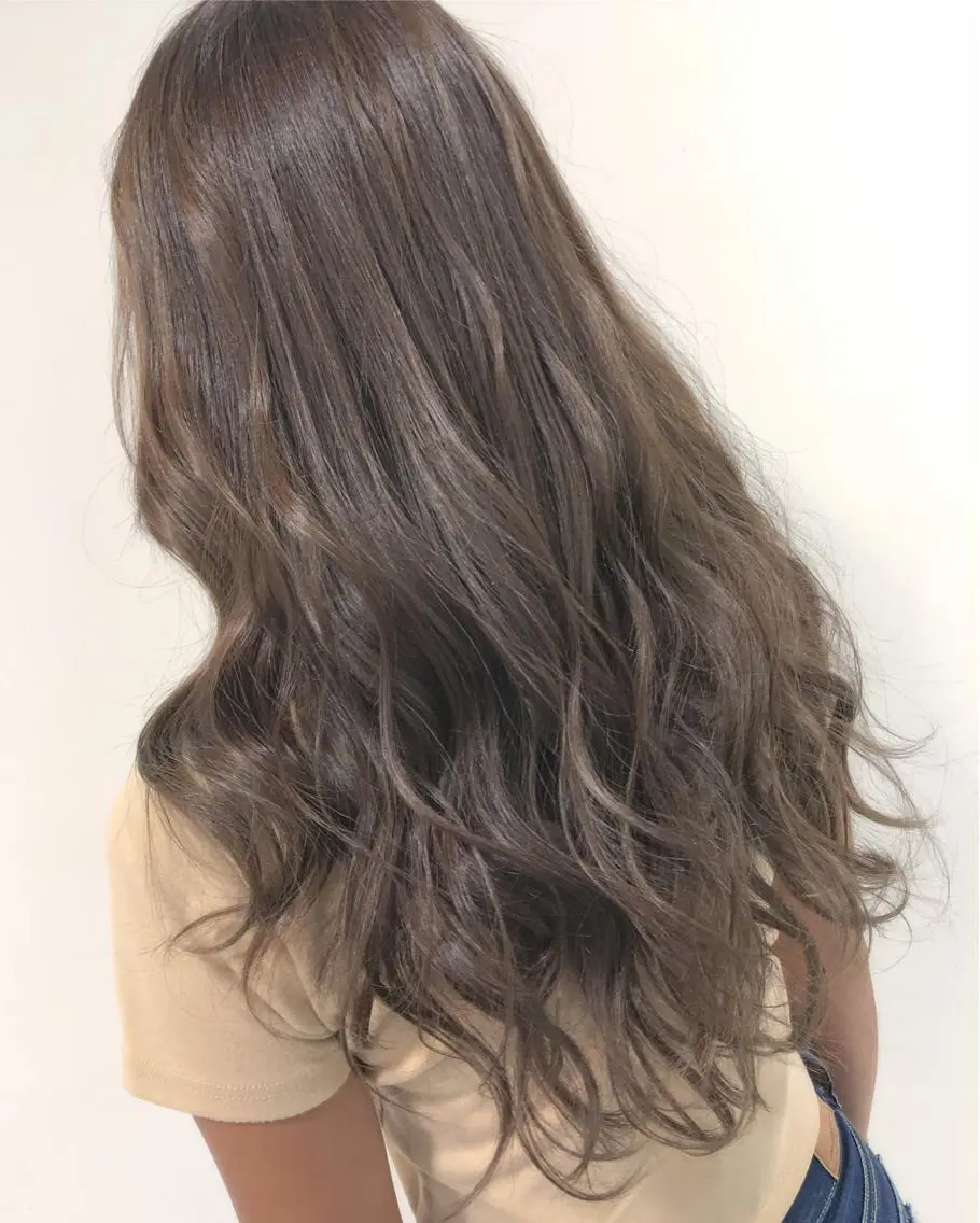 ロング ヘアカラー アートディレクター ワダヒサノリのヘアスタイル