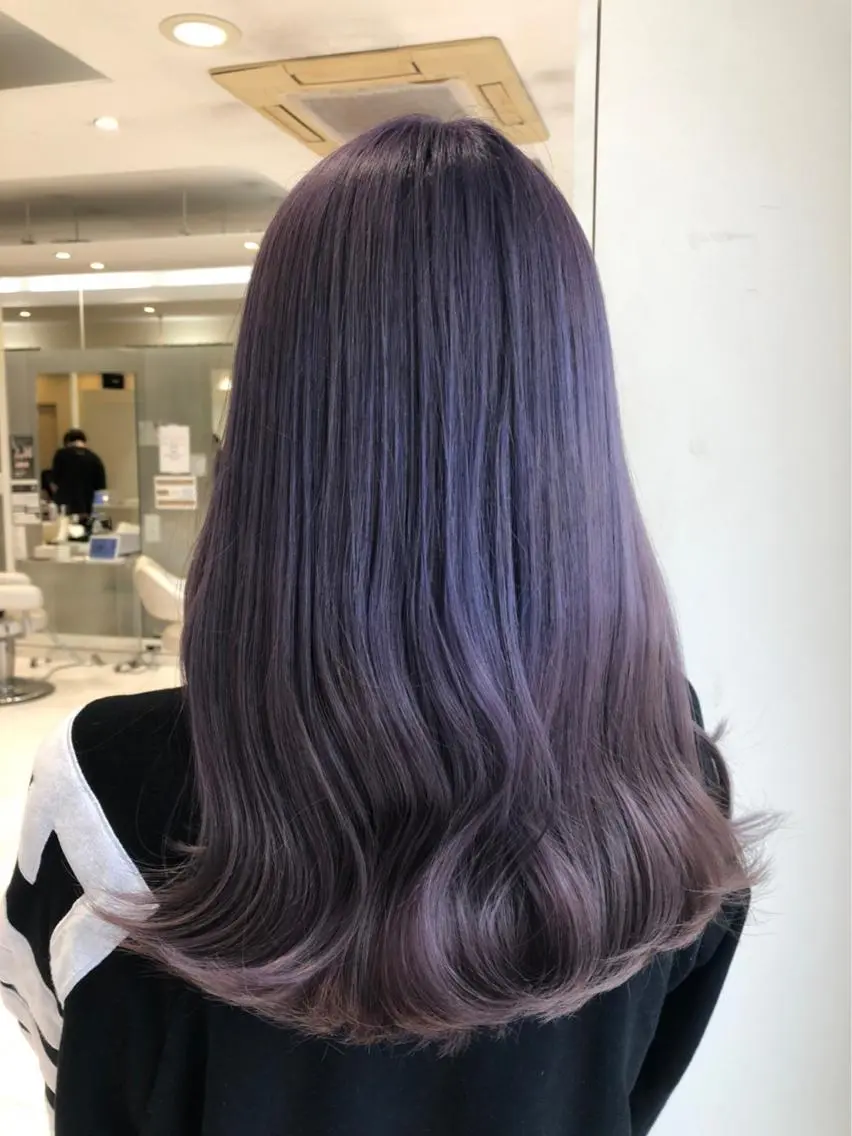 ロング カット ヘアカラー melca. Amiのヘアスタイル
