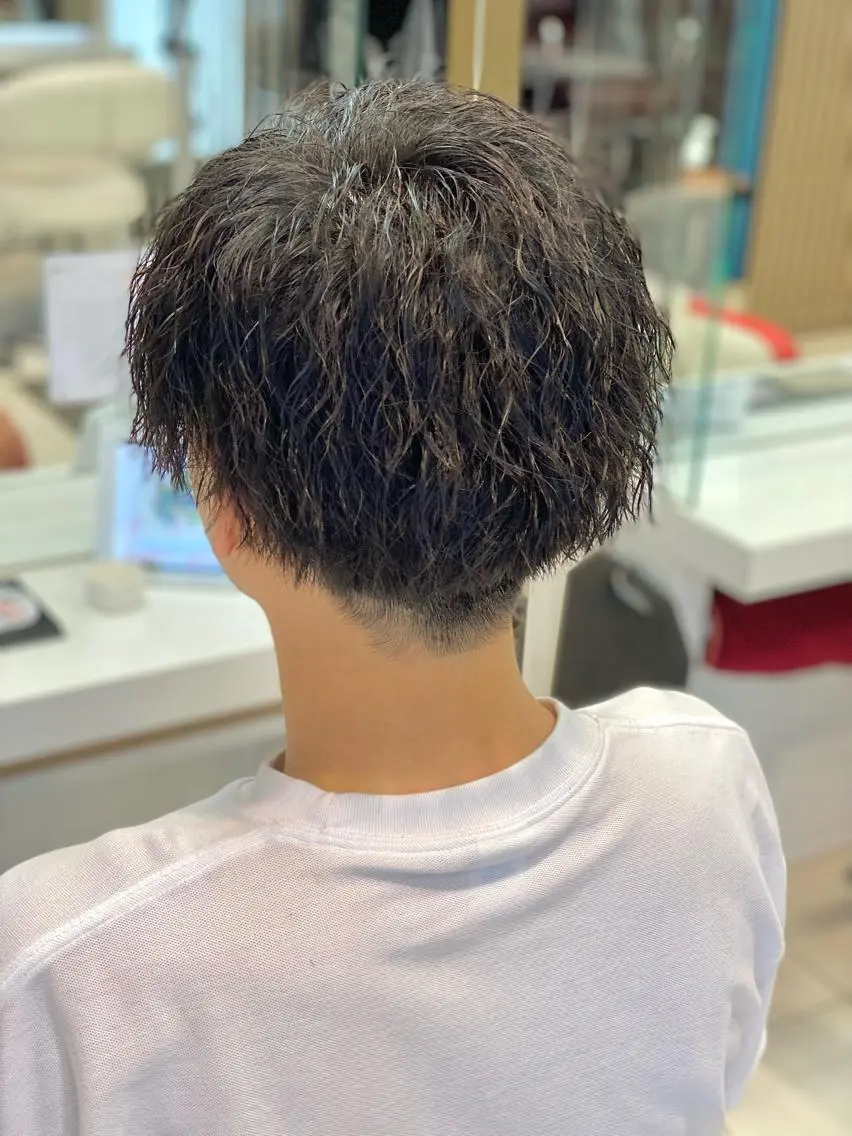 ショート ツイストパーマ 髪質改善・縮毛矯正 大石　郷のヘアスタイル