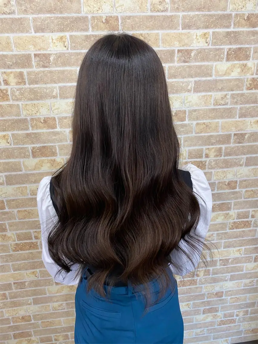 ロング 美髪ヘア 🤍erikaのヘアスタイル