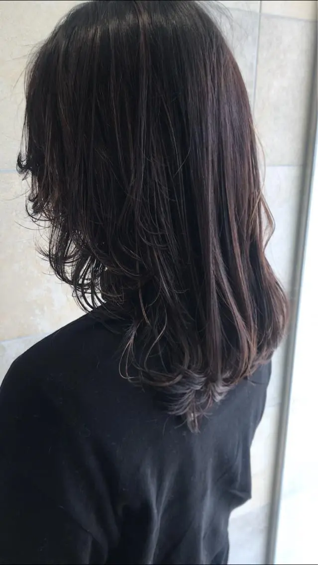 ミディアム レイヤーカット カット トリートメント 田中 あかねのヘアスタイル
