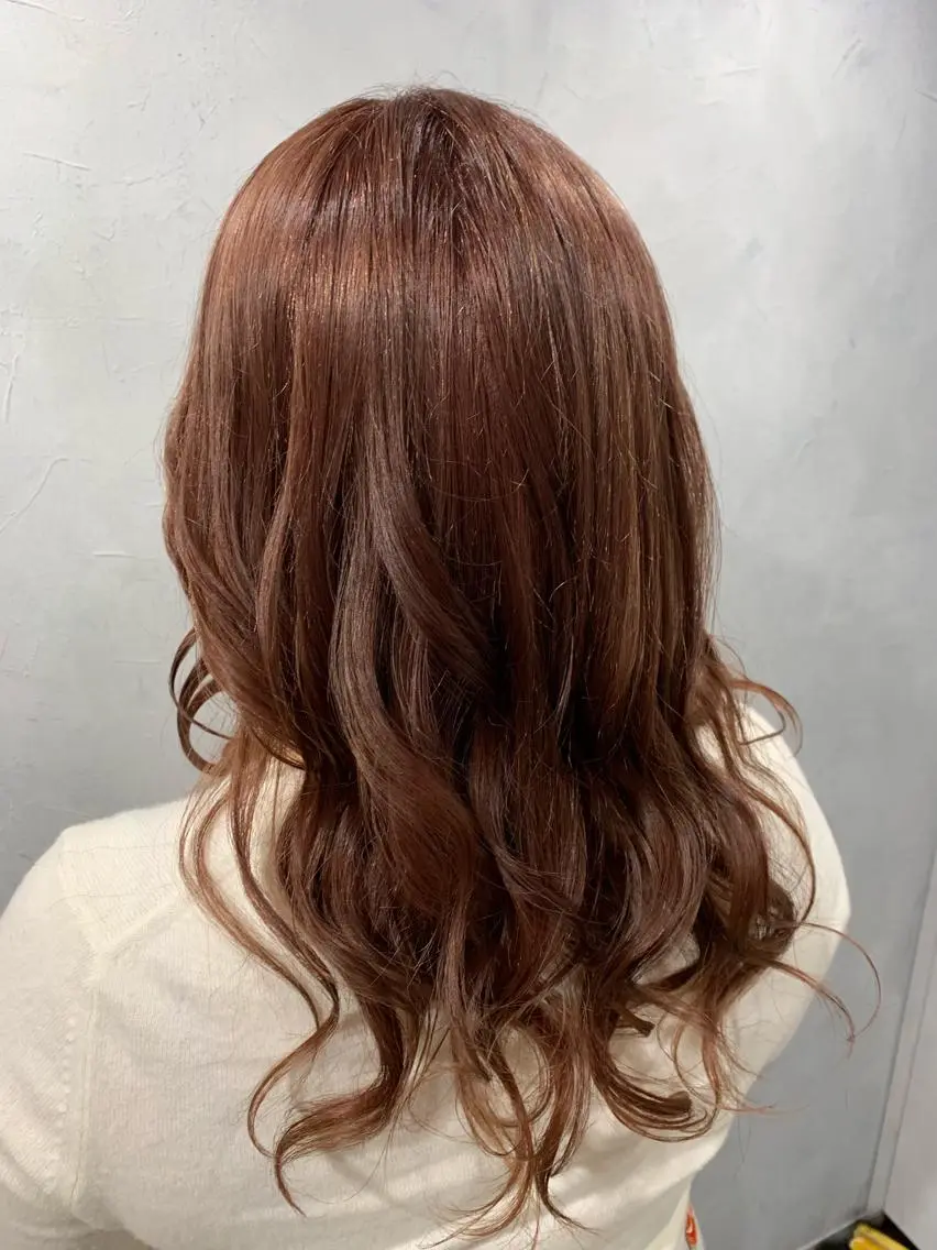 ミディアム カラー 江畑 匠 新宿三丁目 徒歩30秒⭐️のヘアスタイル