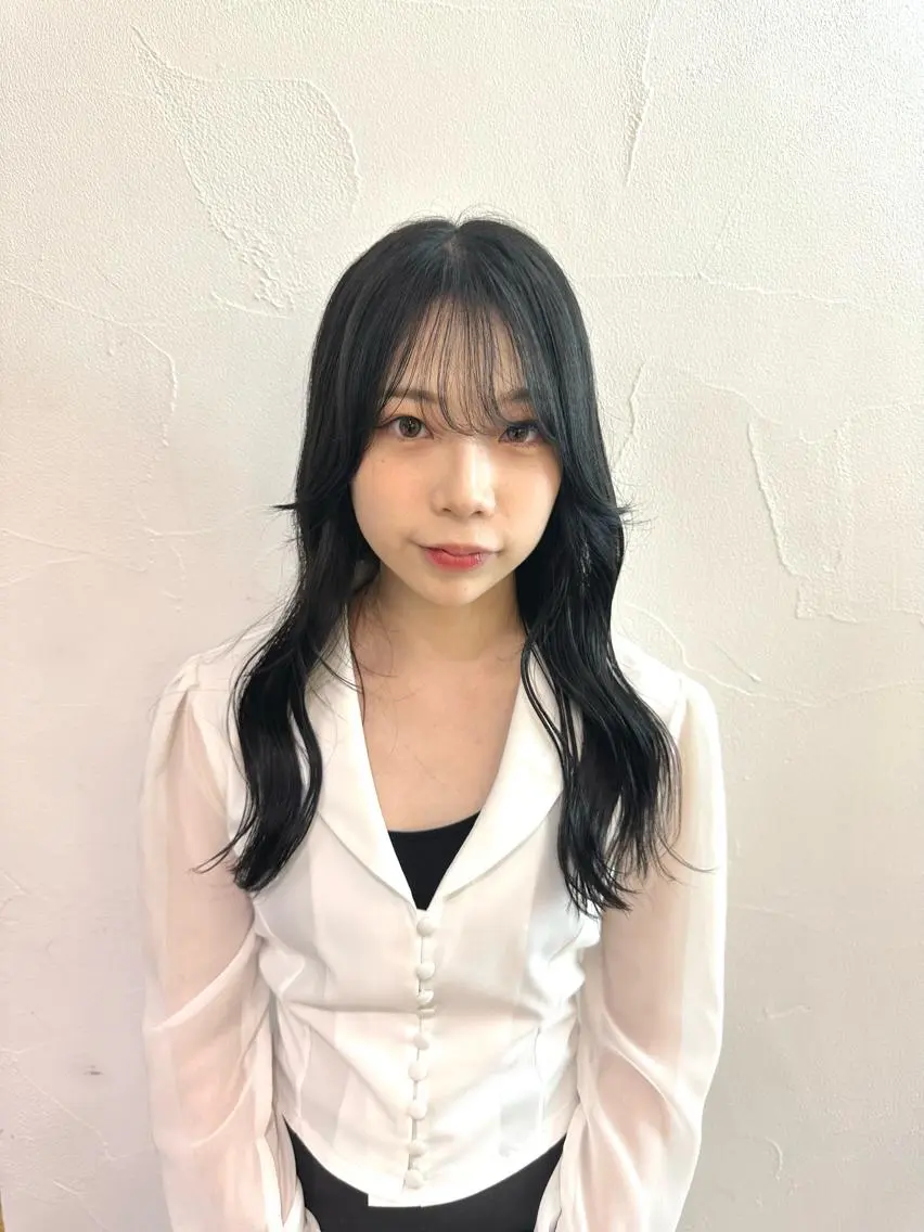 セミロング アッシュ カット ヘアカラー トリートメント カラー特化美容師 サトウリュウマのヘアスタイル