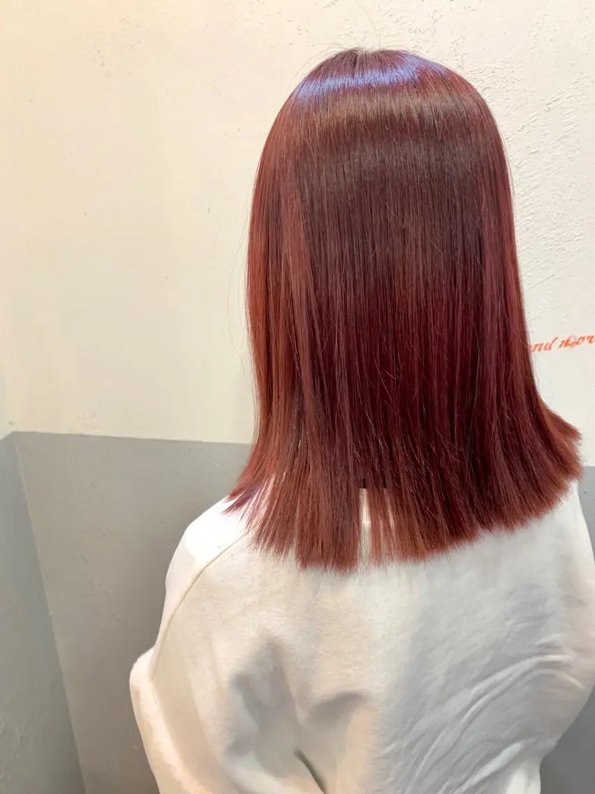ミディアム 大内 志穂のヘアスタイル
