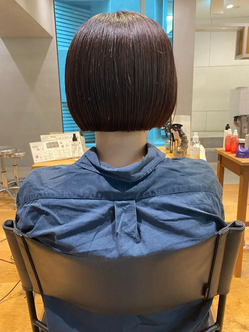 ショート カラー ヘアアレンジ ボブ 、 、のヘアスタイル