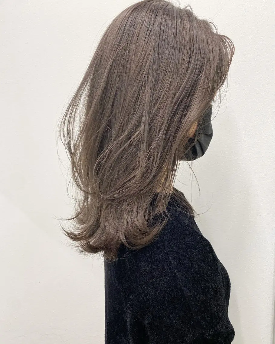 セミロング カラー ベージュカラー レイヤーカット カット ヘアカラー トリートメント パーマ/ケアブリーチ /博多/YOSUKEのヘアスタイル