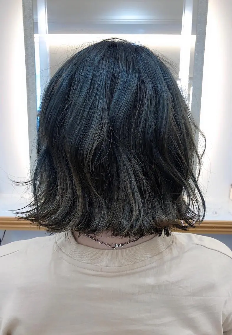ミディアム カラー 宮武 友里恵のヘアスタイル