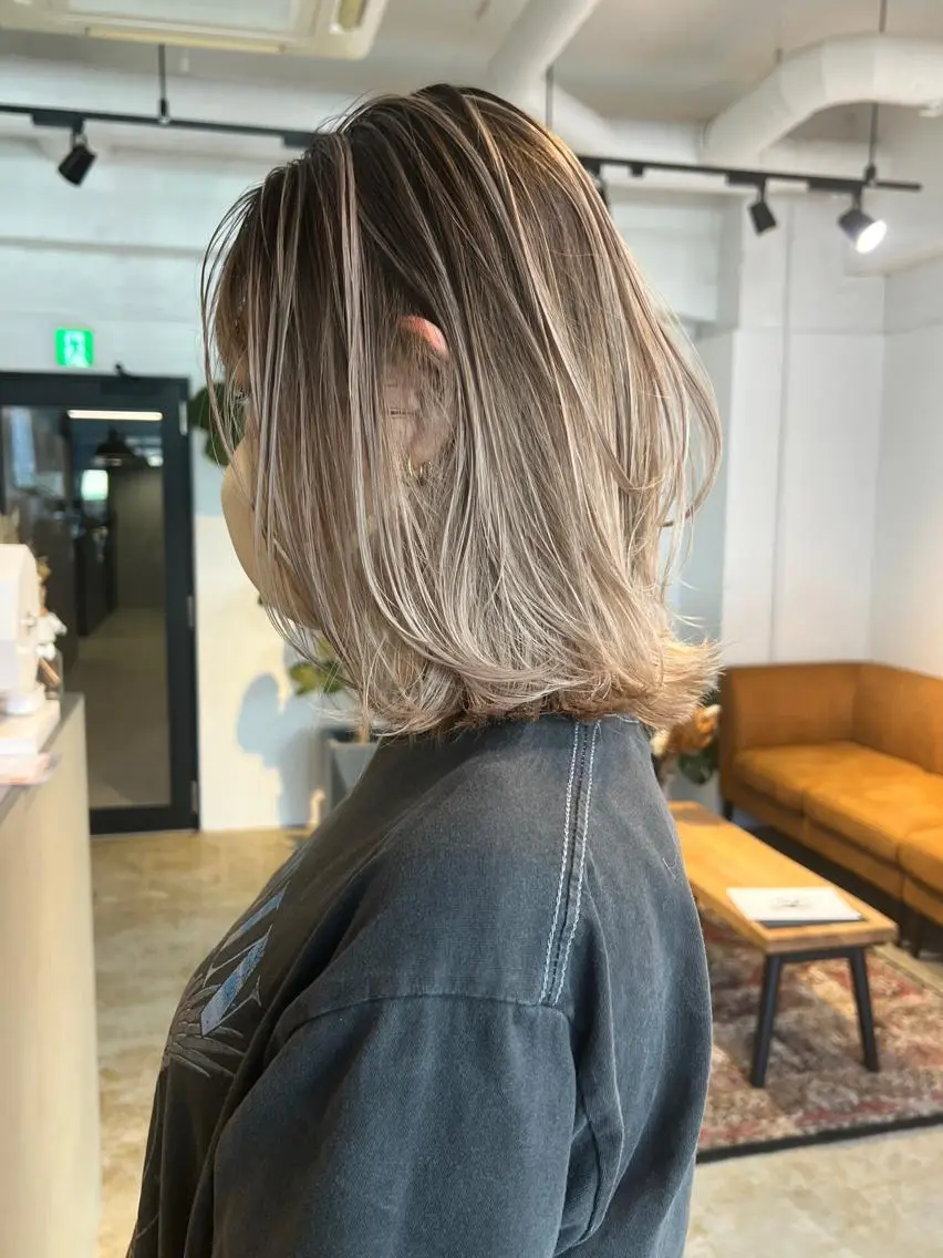 ミディアム カラー ヘアカラー Merly Osakaのヘアスタイル