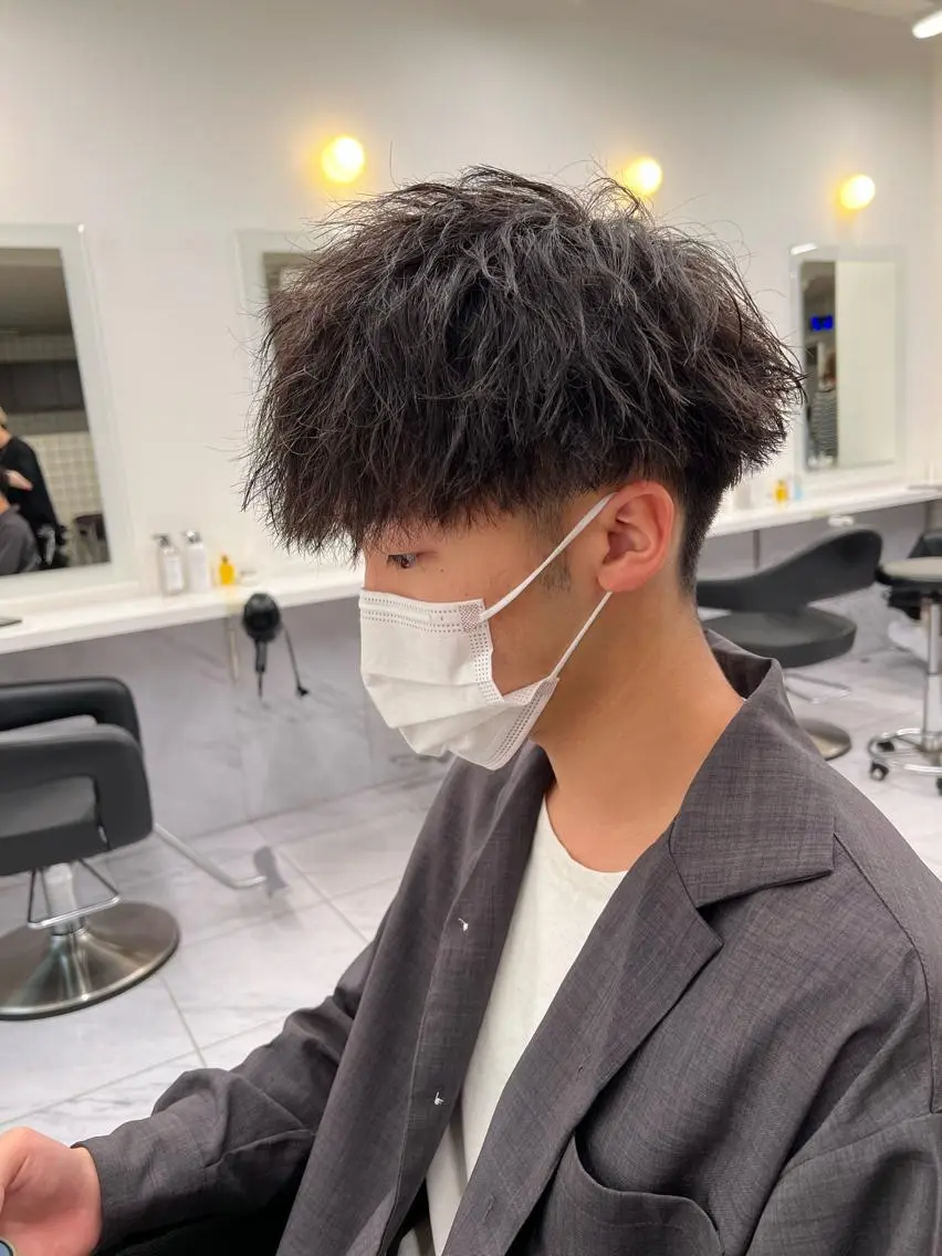 ショート カラー パーマ メンズ メンズ韓国風 マッシュウルフ マッシュ メンズパーマ ツーブロック メンズパーマ特化 TAIGAのヘアスタイル