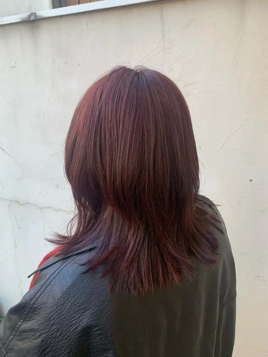 セミロング カラー ヘアアレンジ ミドウチ アヤカのヘアスタイル