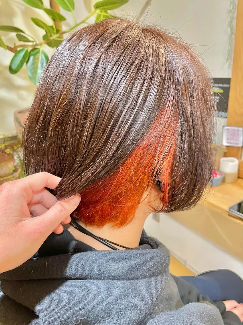 カラー オレンジ 桑原  美夜里のヘアスタイル