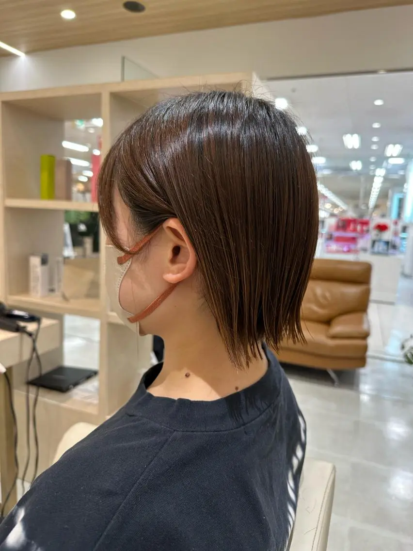 ショート 切りっぱなしボブ ボブ 神田 桃菜のヘアスタイル