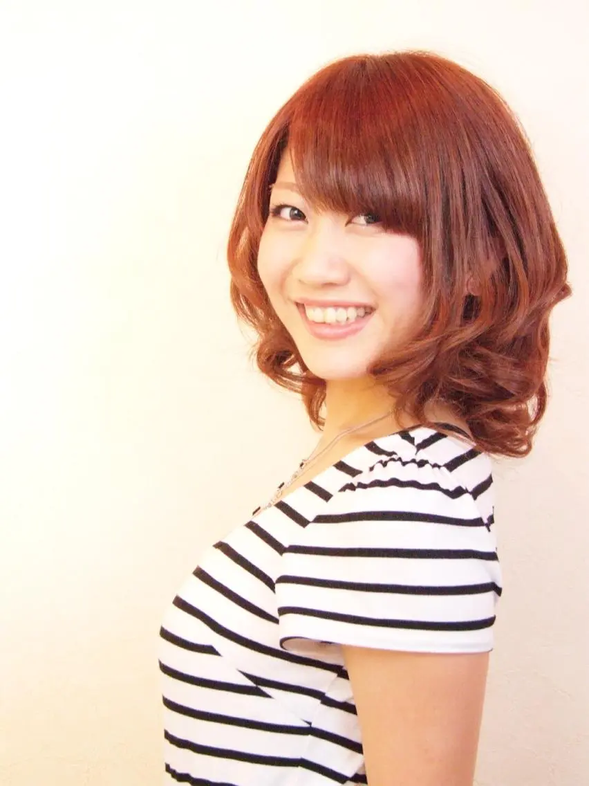 セミロング レッドブラウン パーマPrivate SalonNoa名駅のヘアスタイル