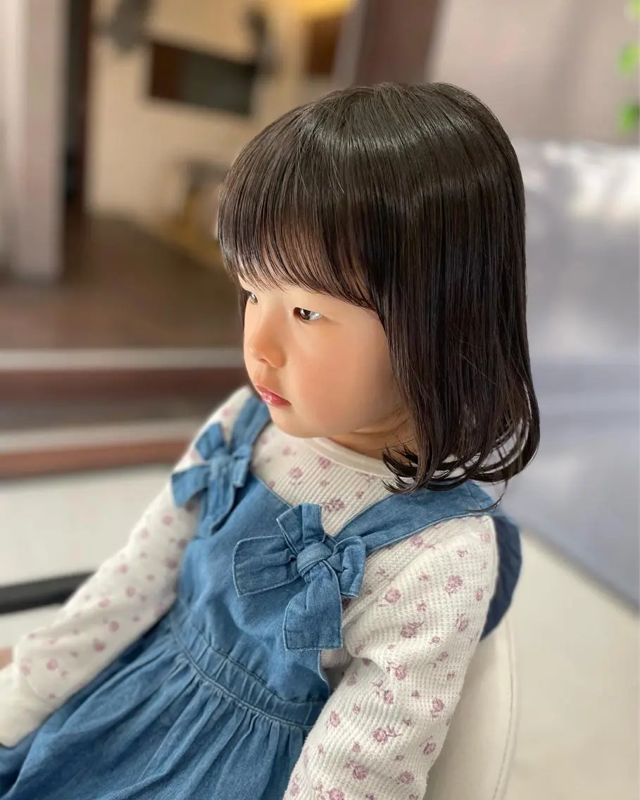 ミディアム キッズ 伊丹Pilina 山田のヘアスタイル