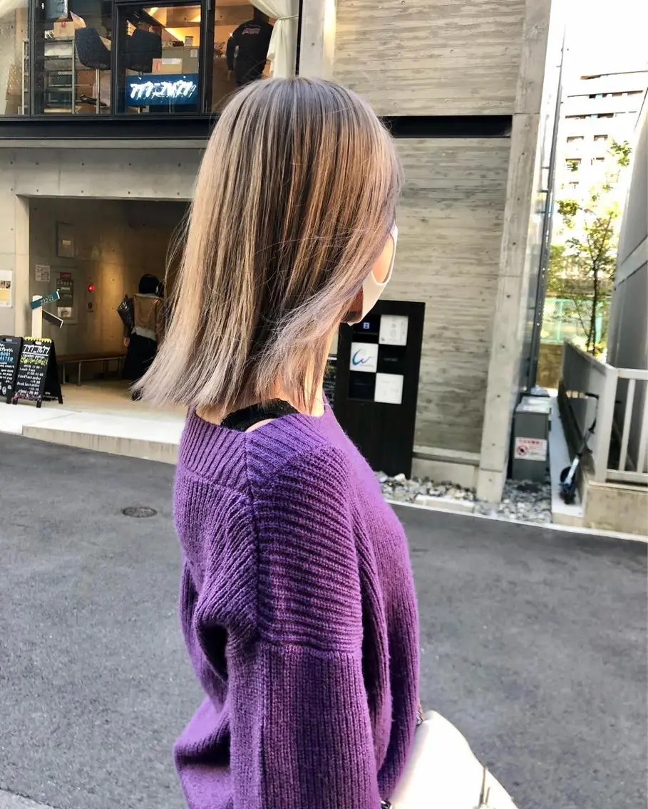 セミロング カラー グレージュ ミルクティーグレージュ 艶髪/透明感カラー tawadaのヘアスタイル