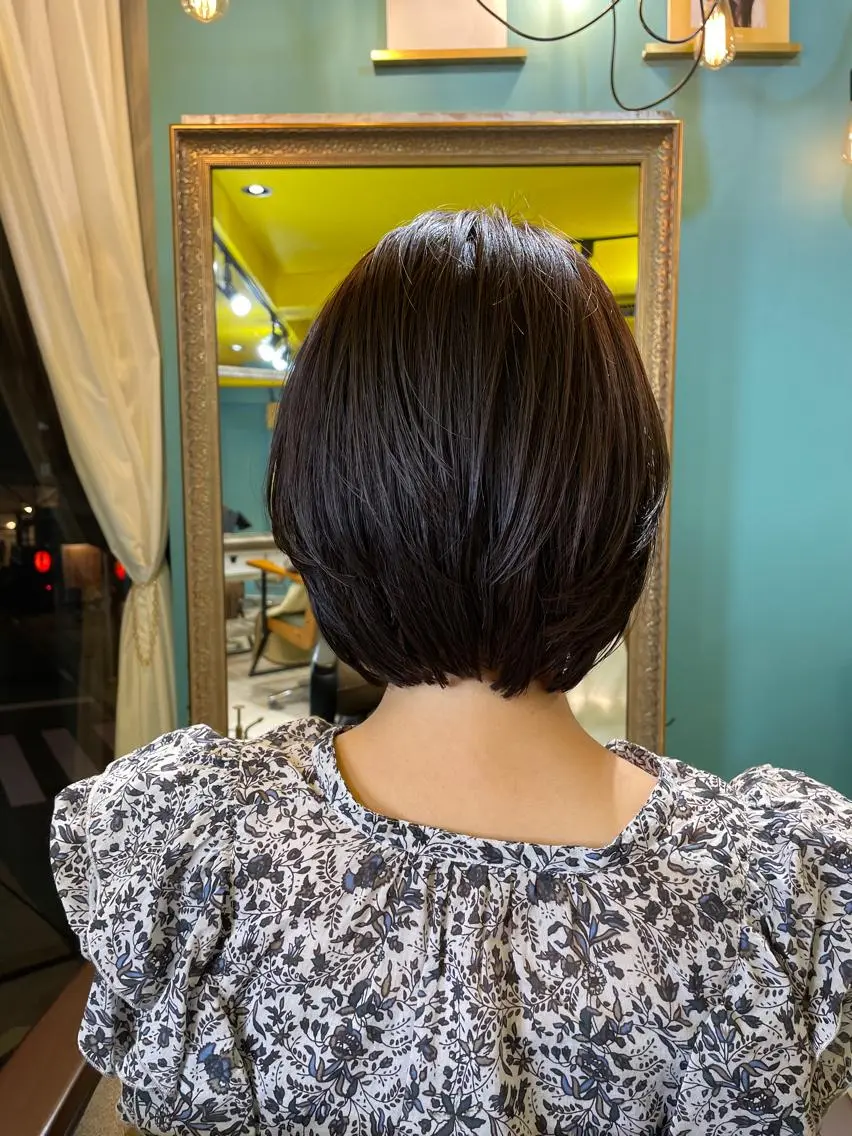 ショート カラー アッシュ アッシュブラウン ブラウンカラー ボブ 末石 智のヘアスタイル