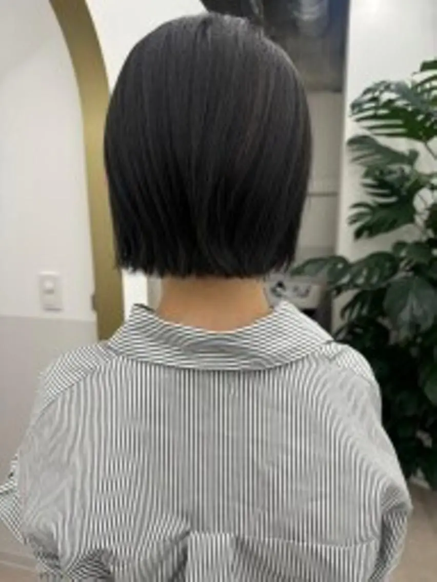 ショート カラー ベージュカラー ブリーチ ブラウンカラー ケアブリーチ 透明感カラー カット トリートメント 🌜ROW町田 🌛 公式のヘアスタイル
