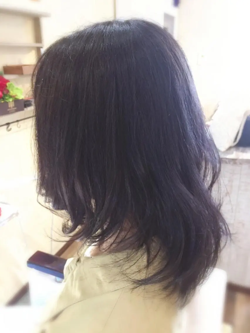 セミロング カット 🌈20年目突入🎉 山口のヘアスタイル