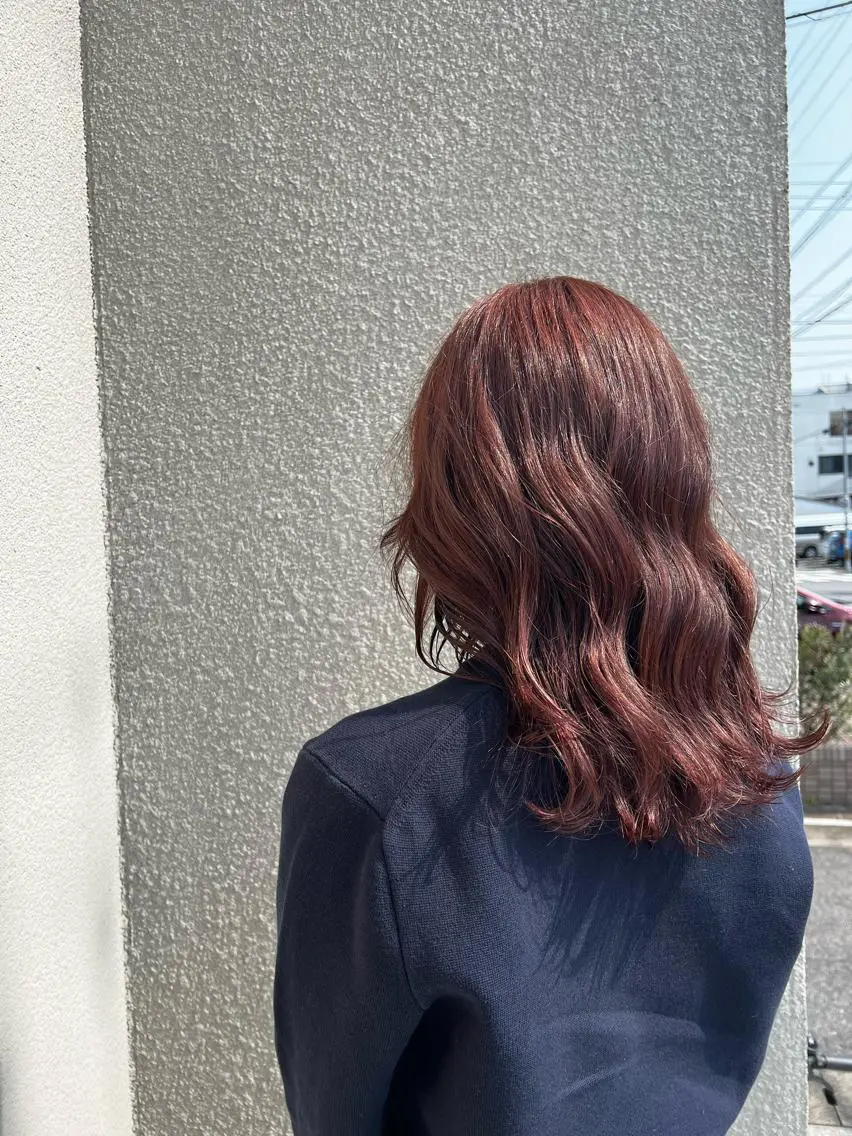 セミロング カラー ブラウンカラー ピンクカラー ピンクブラウン ヘアカラー 今田 飛奈のヘアスタイル