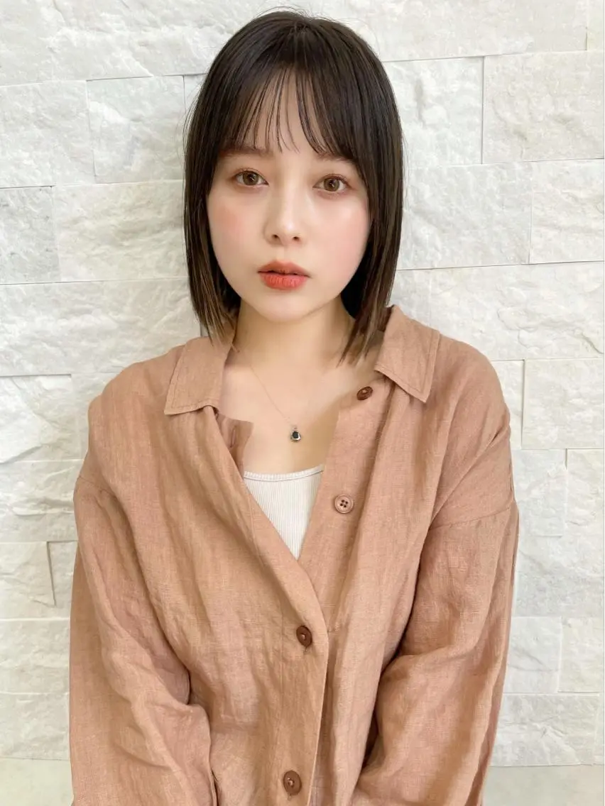 ミディアム 似合わせカット 小顔カット カット トリートメント 結べるレイヤーボブ くびれLady表参道のヘアスタイル