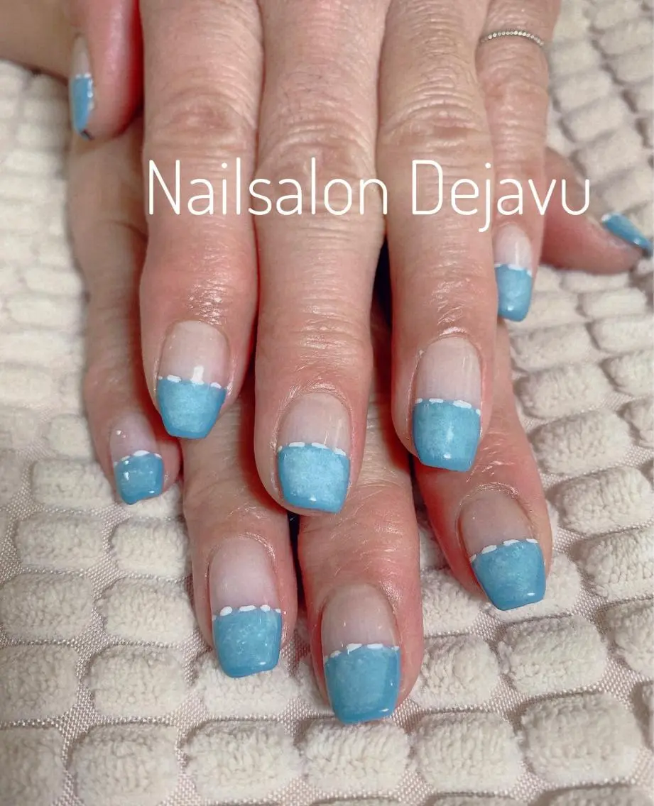 ネイル アートネイル フレンチネイル 持ち込み Nail salon Dejavu 🌿のネイルデザイン