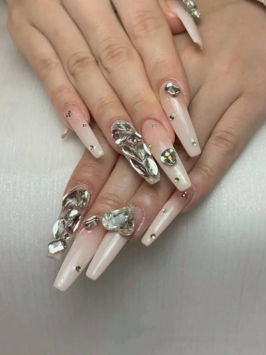 ネイル ジェルネイル マグネットネイル 持ち込み オフィスネイル パラジェル ハンドネイル Bijou by Mihana.*♱のネイルデザイン