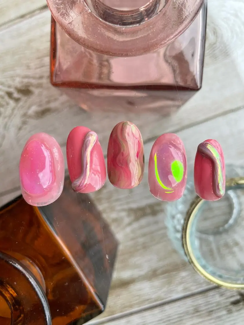 ネイル オーロラネイル Nail salon Euphoriaのネイルデザイン