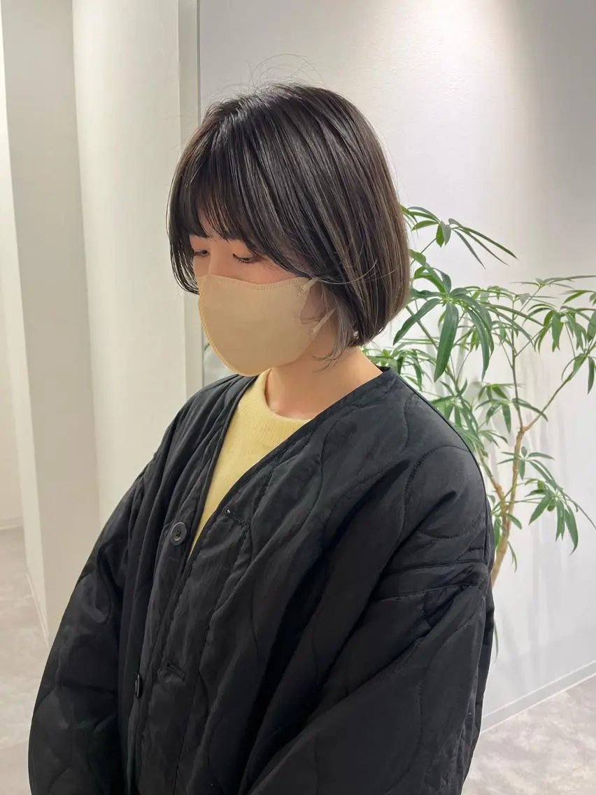 ショート カラー ヘアアレンジ 🫧umu.🫧韓国 /レイヤー/ハッシュのヘアスタイル