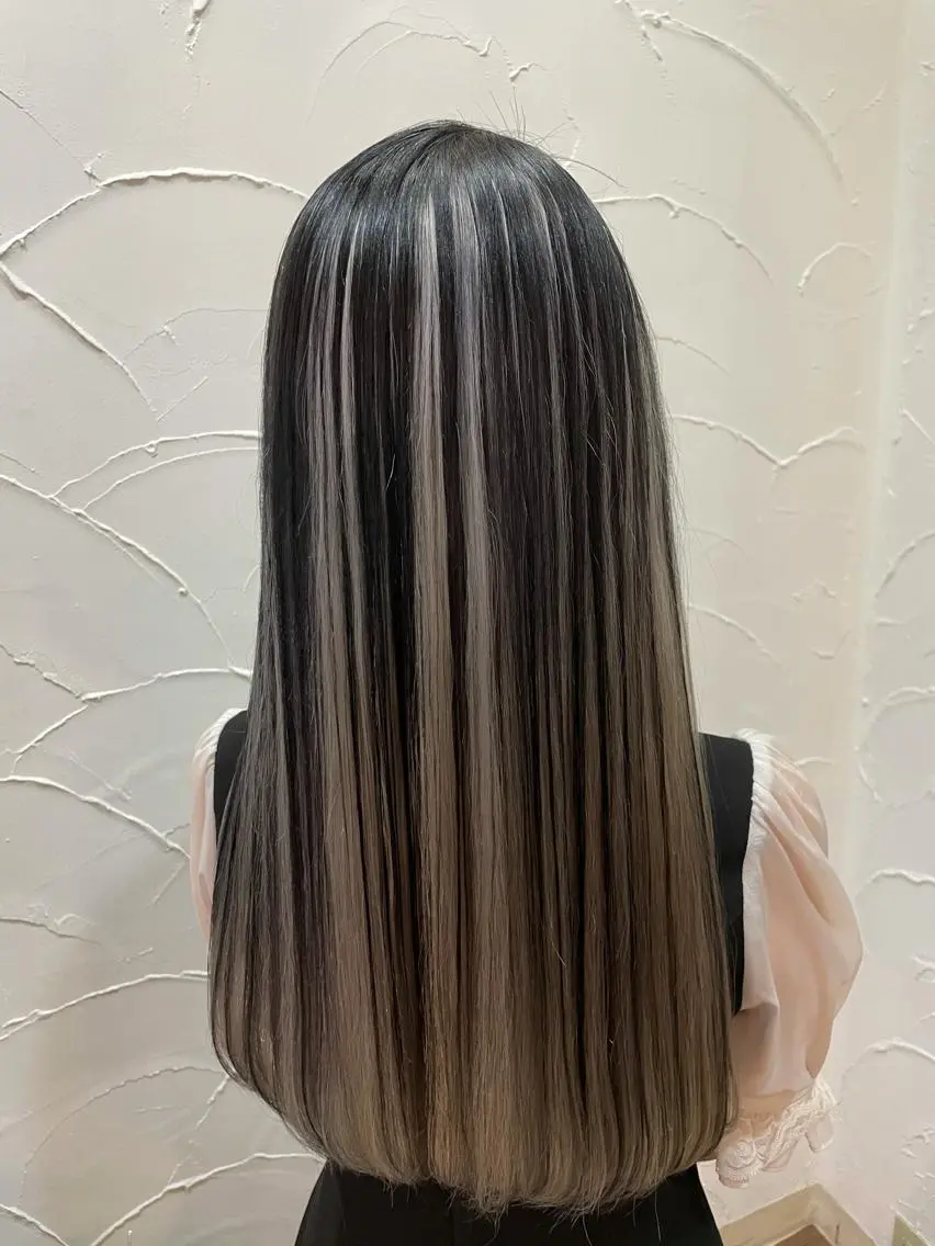 カラー ヘアカラー トリートメント ヘッドスパ 【店長】インナー指名 No.1戸塚優思のヘアスタイル