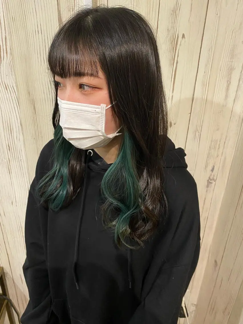ロング カラー アッシュ 透明感カラー インナーカラー くびれヘア 外国人風カラー 夜23時まで予約🉑 reverieあきらのヘアスタイル