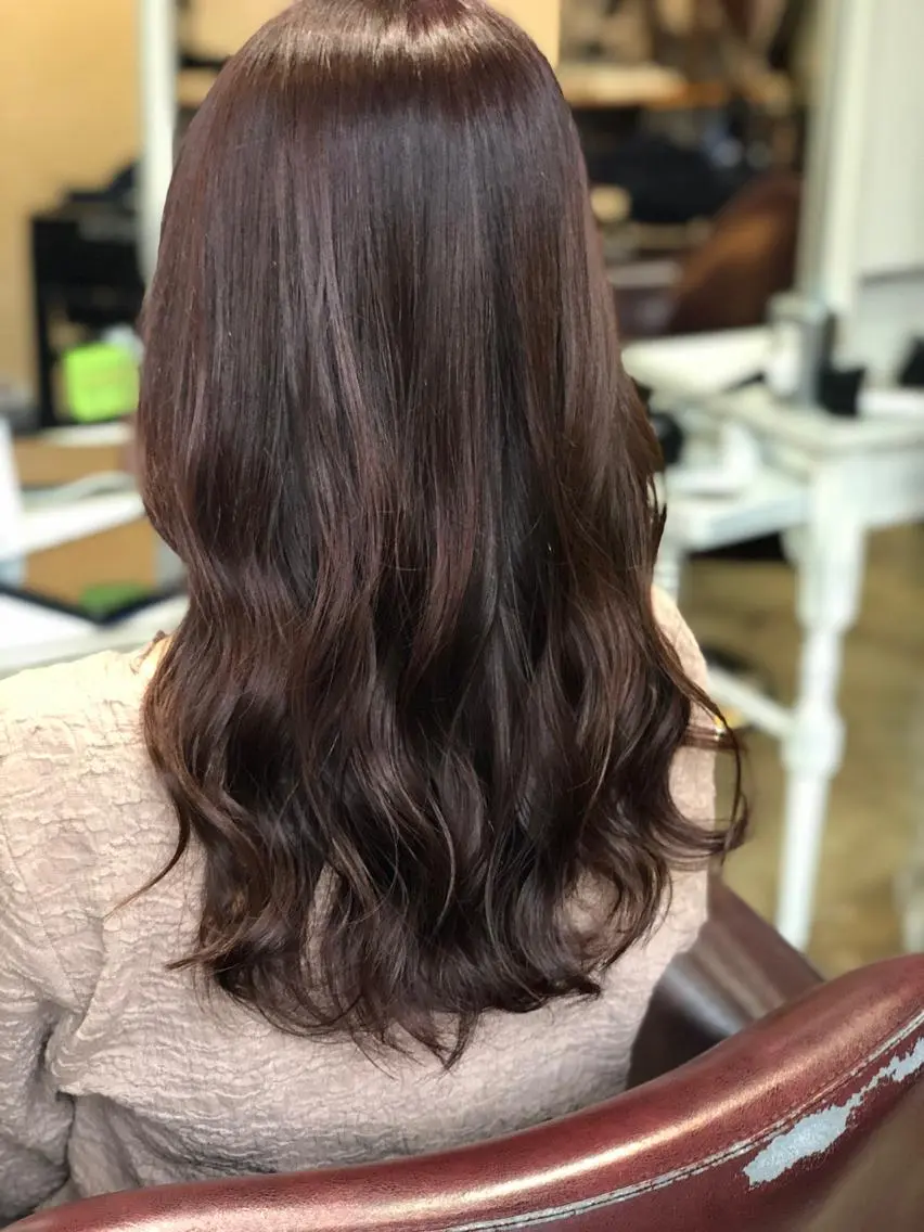 セミロング カラー フラミューム アカデミーのヘアスタイル