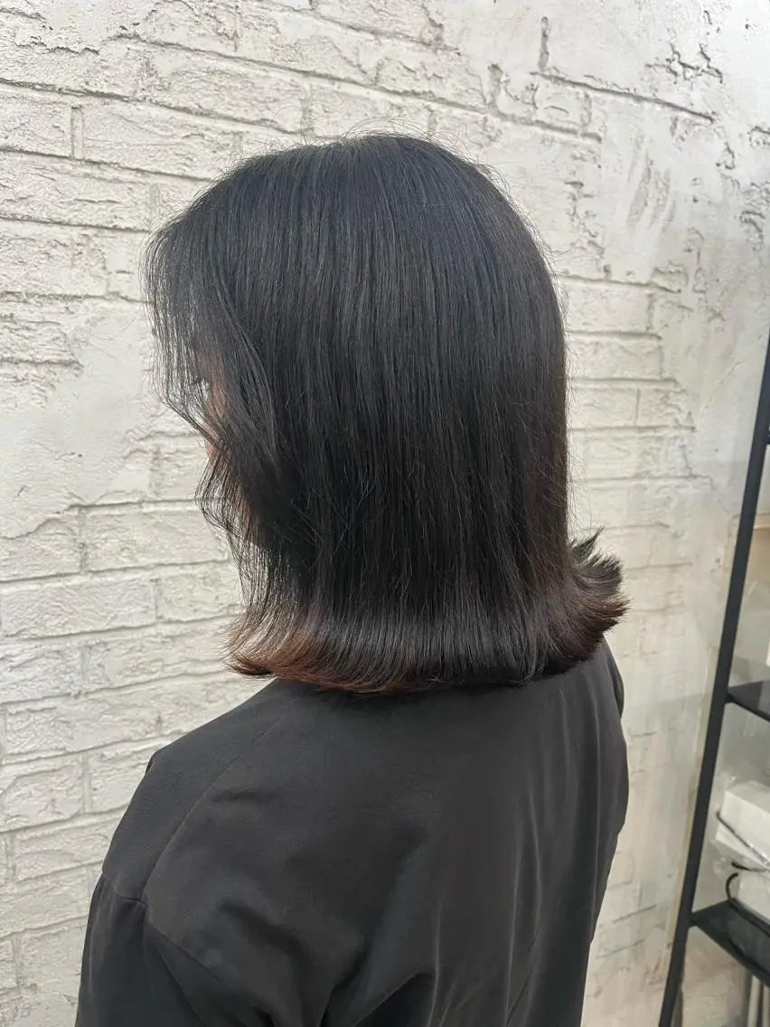 ミディアム 🪽髪質改善矯正 🤍MIU🤍のヘアスタイル
