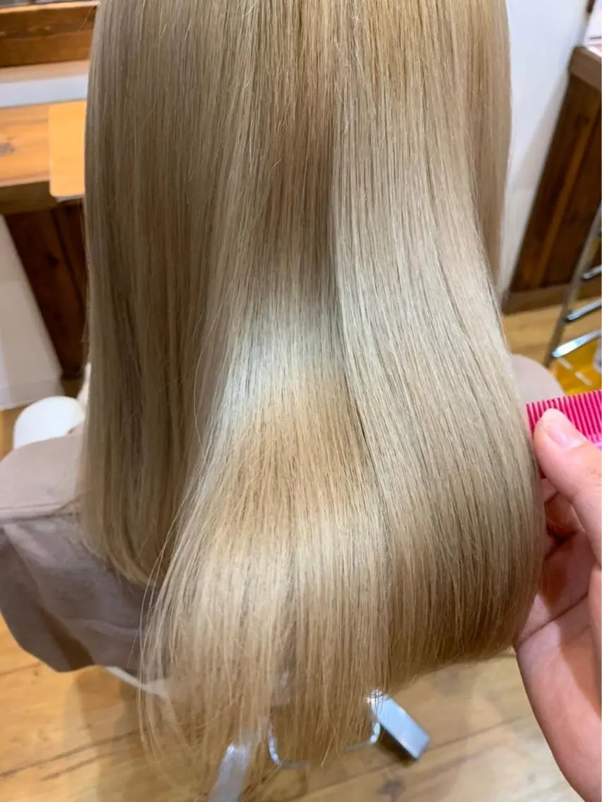 ロング カラー 🌈髪質改善特化🌈 ルフレのヘアスタイル