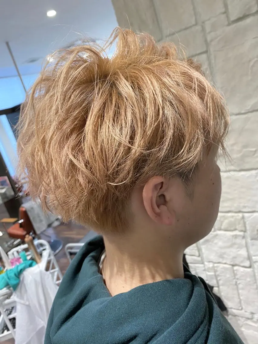 カラー メンズ メンズブリーチ ブリーチ ブロンド 川合 勇気のヘアスタイル