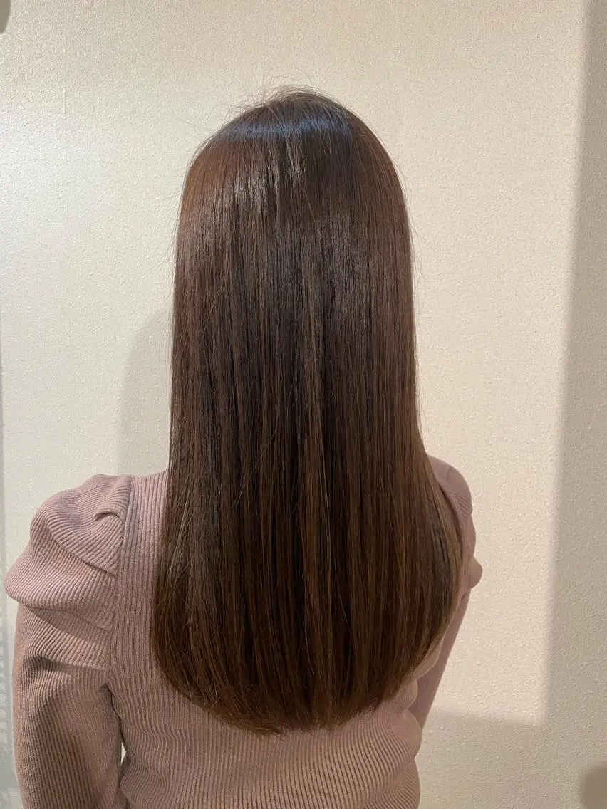 ロング カラー ベージュカラー 青田 明日海のヘアスタイル
