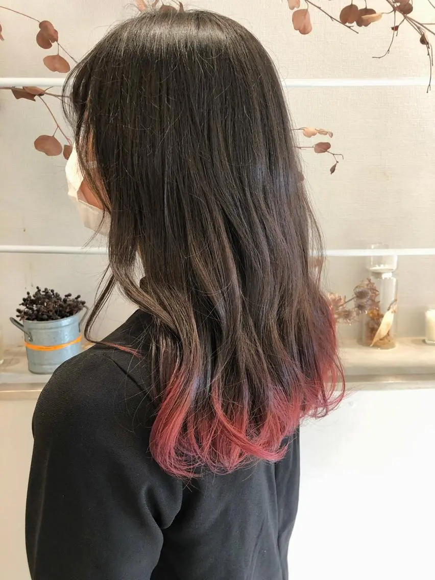 ロング 柏木 彩花のヘアスタイル