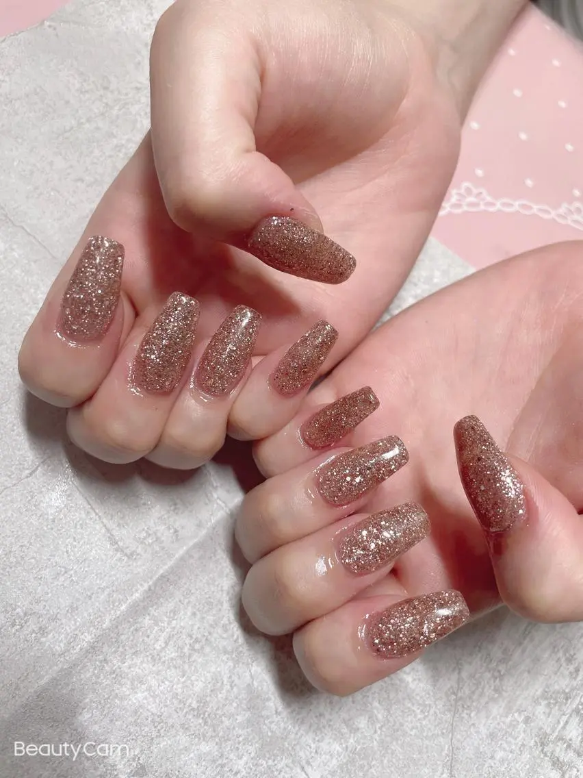 ミディアム ネイル ハンドネイル 《LB》ラブリエ Nail&eyeのマツエク・マツパデザイン