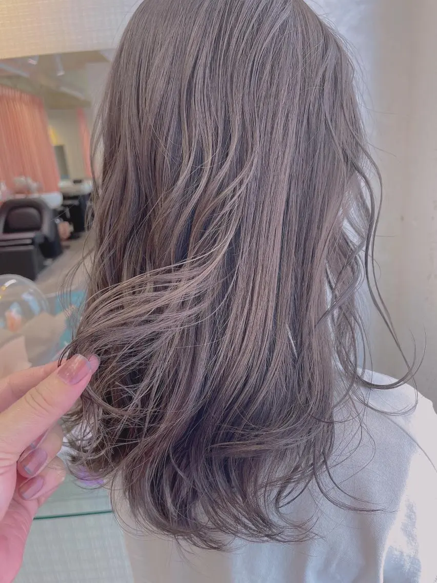 ミディアム カラー 透明感カラー ハイライトカラー ハイライト ヘアカラー BOX mico.のヘアスタイル