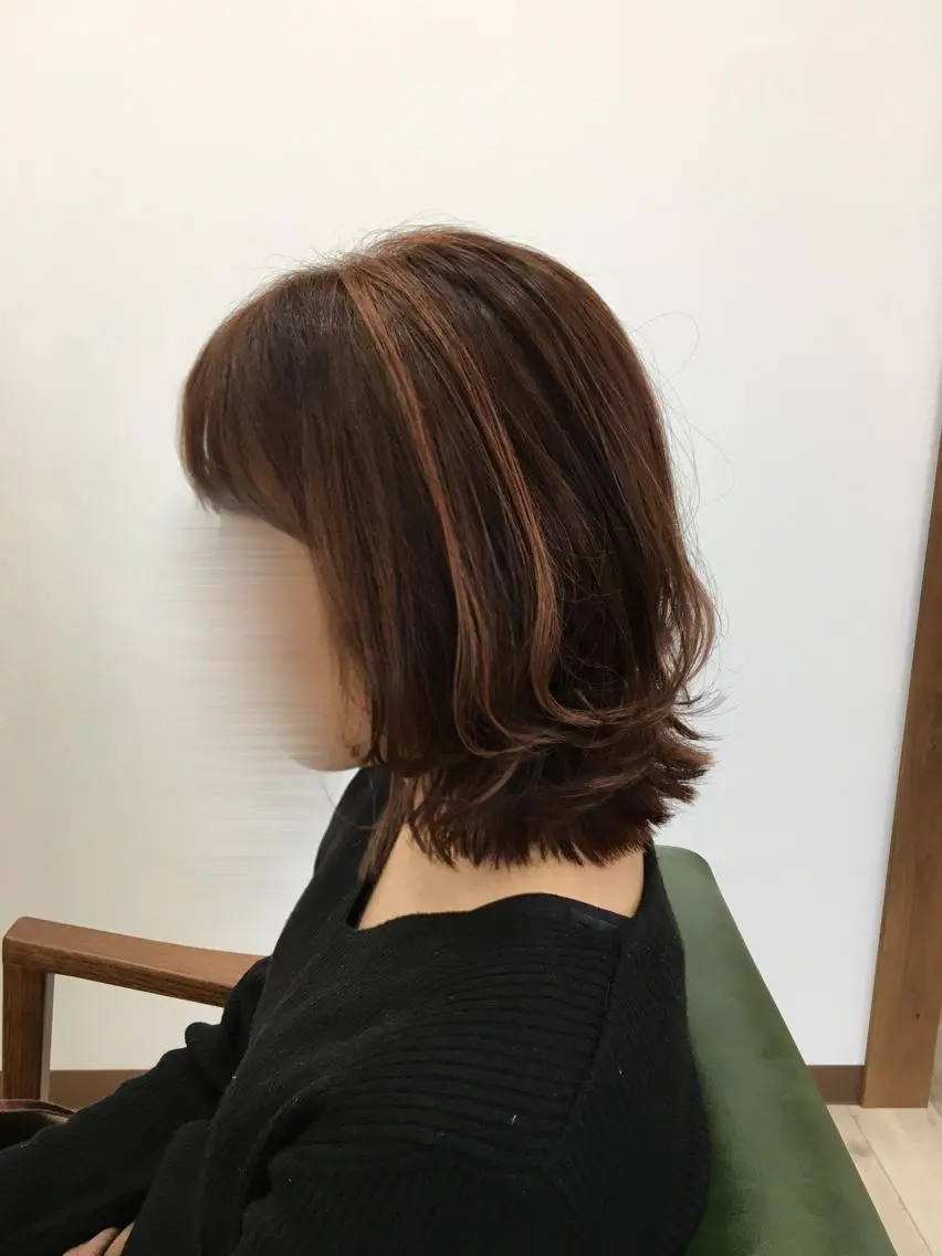 ミディアム カラー カット ヘアカラー トリートメント 長塚 翔也のヘアスタイル