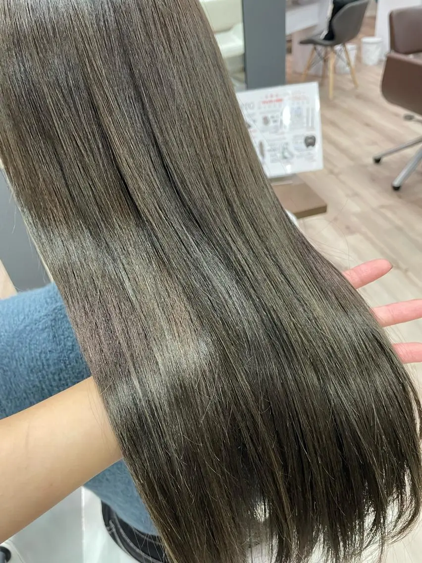 ロング カラー アッシュ オリーブアッシュ オリーブカラー たなか りなのヘアスタイル