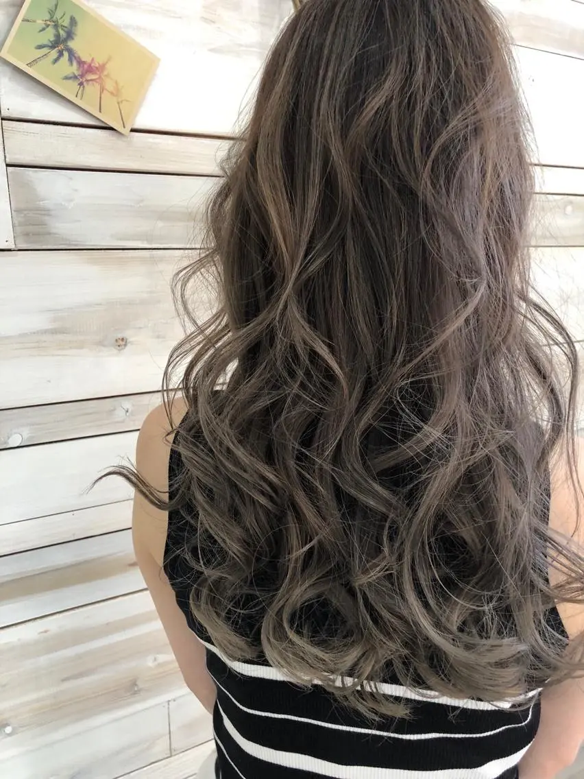 カラー 💎ブリーチ／ボブ 💎ハルのヘアスタイル