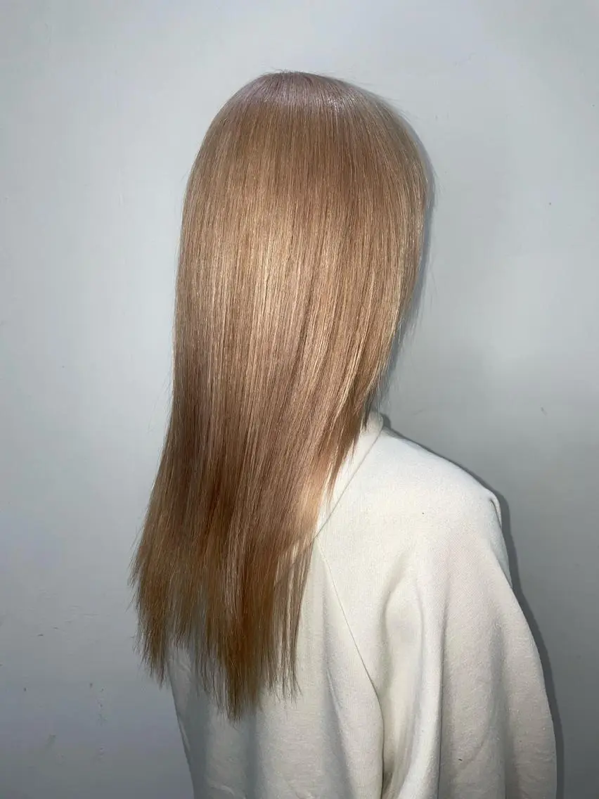 ロング カラー ブロンド ヘアカラー トリートメント 安田 蓮のヘアスタイル